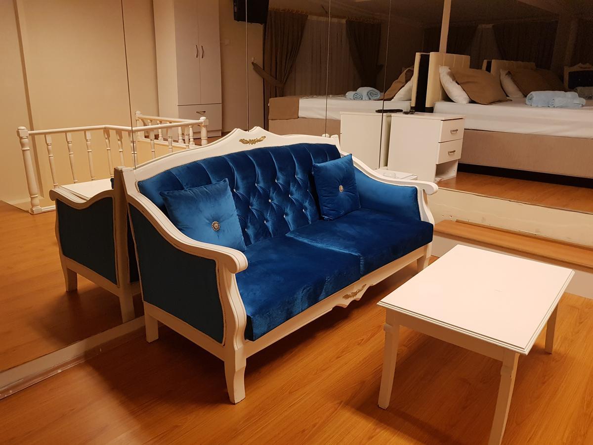 Blue Suit Истанбул Екстериор снимка